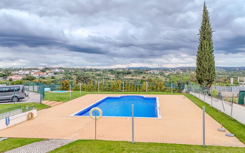 Joaninha: Blu, Piscina, Ricorrere, Landscaping, Shade, Eco Hotel, Erba Sintetica, Villa, Hotel, Recinzione