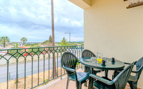 Joaninha: Balcone, Hotel, Recinzione