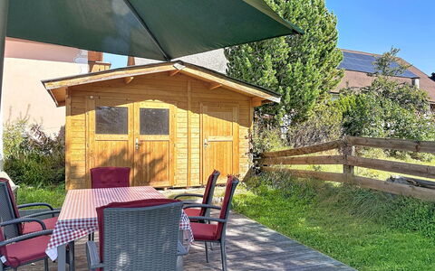 Ferienhaus Huber: Legna, Arbusto, Villetta, Giardino, Color Legno, Porta, Edifici Giardino, Backyard, Latifoglie, Cortile