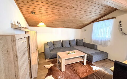 Saalbach-Hinterglemm 626: Mobilia, Legna, Interior Design, Casa, Pavimento, Divano, Camera, Soffitto, Soggiorno, Villetta