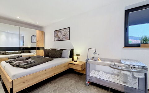 Apart Hofmann: Blu, Legna, Mobilia, Casa, Mobili Da Esterno, Sedia, Shade, Balcone, Color Legno, Eco Hotel