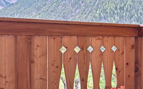 Villa Maria: Blu, Legna, Mobilia, Casa, Mobili Da Esterno, Sedia, Shade, Balcone, Color Legno, Eco Hotel