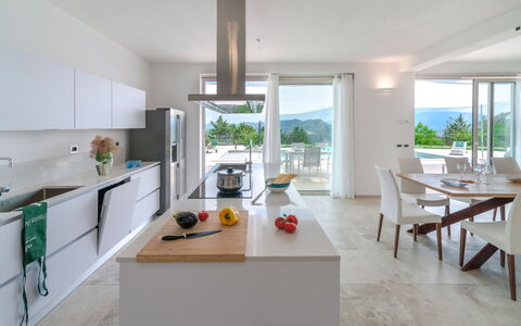 Dimora Montefalcone 8, Emma Villas: Interior Design, Mobilia, Pavimentazione, Pavimento, Legna, Cucina, Soffitto, Casa, Controsoffitto, Sedia
