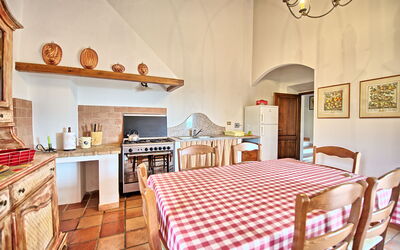 Alloggio:&nbsp;Montescalari 11