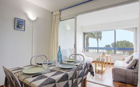 Mykonos: Cielo, Albero, Urban Design, Pianta, Zona Residenziale, Immobiliare, Paesaggio, Tetto, Città, Tempo Libero
