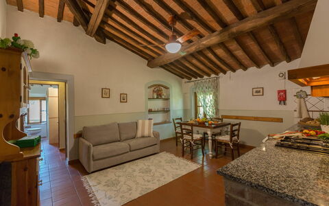 Alloggio:&nbsp;Montelopio 8