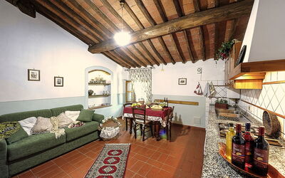 Alloggio:&nbsp;Montelopio 8
