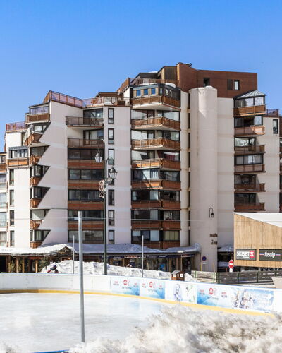 Trois Vallées 517 650.4