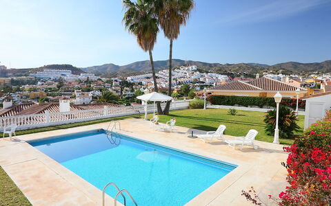 Villa Tulipán: Piscina, Proprietà, Vacanza, Ricorrere, Immobiliare, Costruzione, Azzurro, Casa, Palma, Appartamento