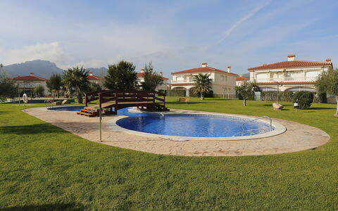 Jalisco de Los Monteros: Nube, Cielo, Acqua, Pianta, Albero, Costruzione, Fontana, Urban Design, Erba, Tempo Libero
