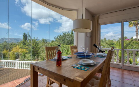 Osa Menor: Proprietà, Immobiliare, Costruzione, Camera, Casa, Mobilia, Tavolo, Interior Design, Casa, Architettura