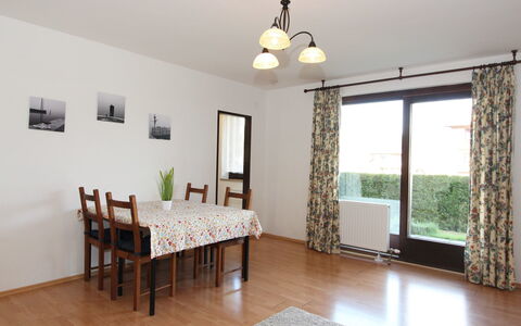 Seefeld in Tirol 202: Camera, Proprietà, Mobilia, Pavimento, Costruzione, Sala Da Pranzo, Interior Design, Latifoglie, Immobiliare, Casa