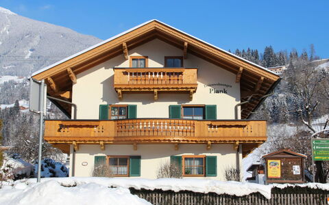 Kaltenbach 400: Proprietà, Casa, Neve, Inverno, Immobiliare, Costruzione, Casa, Montagna, Architettura, Hill Station