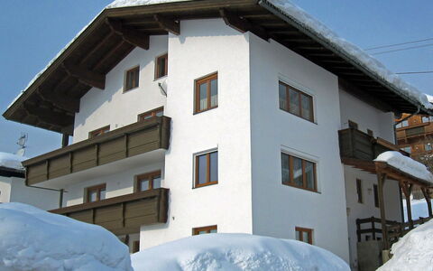 Straif: Proprietà, Neve, Casa, Inverno, Costruzione, Casa, Immobiliare, Appartamento, Congelamento, Facciata