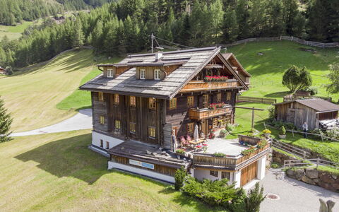 Sölden 200: Pianta, Costruzione, Albero, Finestra, Paesaggio Naturale, Casa, Lotto, Legna, Villetta, Erba