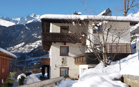 Pesjak: Cielo, Costruzione, Neve, Finestra, Montagna, Pendenza, Casa, Albero, Villetta, Pianta