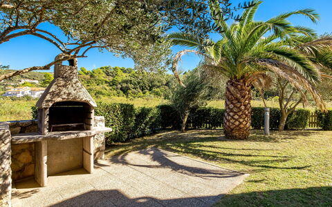Rab Rab 310: Cielo, Pianta, Shade, Erba, Albero, Tempo Libero, Paesaggio Naturale, Woody Impianto, Paesaggio, Immobiliare