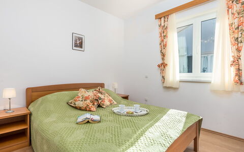 Rab Rab 316: Camera Da Letto, Proprietà, Camera, Mobilia, Letto, Interior Design, Lenzuolo, Immobiliare, Bedding, Pavimento
