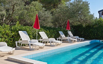 Vir 131: Piscina, Mobili Da Esterno, Ricorrere, Lettino, Eco Hotel, Shade, Sedia, Backyard, Ombrello, Hacienda