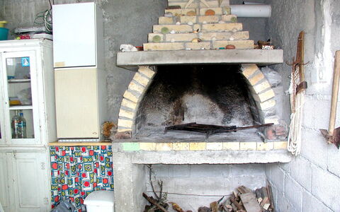 Rudi: Focolare, Massoneria Forno, Camino, Camera, Elettrodomestico Da Cucina, Calcestruzzo, Casa
