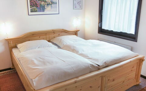 Tennenbronn 100: Mobilia, Comfort, Legna, Costruzione, Tessile, Telaio Del Letto, Interior Design, Letto, Finestra