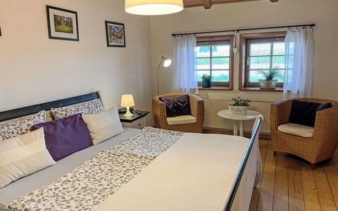 Mahlke: Mobilia, Finestra, Cornice, Comfort, Azzurro, Costruzione, Tavolo, Legna, Tessile, Lampada