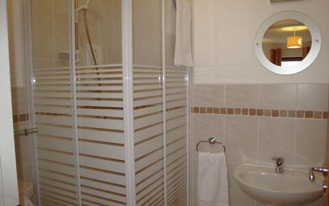 Orchard Grove: Pianta, Costruzione, Finestra, Albero, Architettura, Urban Design, Shade, Tempo Libero, Casa, Villetta