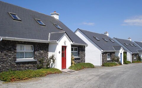 Portmagee Knightstown 100: Pianta, Costruzione, Cielo, Finestra, Nube, Casa, Pendenza, Lotto, Porta