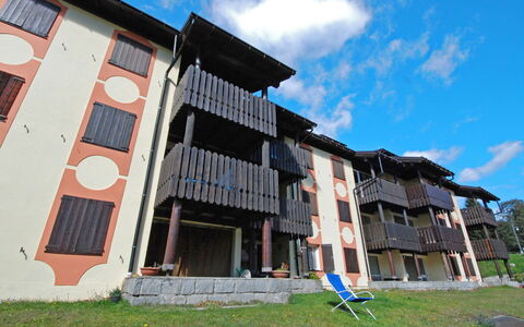 Madonna di Campiglio 1: Costruzione, Facciata, Immobiliare, Lotto, Casa, Mobili Da Esterno, Casa, Prato, Porta, Cortile