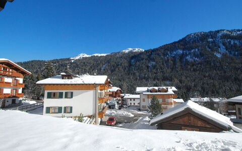 Madonna di Campiglio 1: Inverno, Geografia Montane, Catena Montuosa, Proprietà, Pendenza, Casa, Cittadina, Casa, Tetto, Congelamento