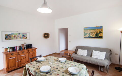 Rufina 200: Camera, Proprietà, Mobilia, Interior Design, Pavimento, Costruzione, Camera Da Letto, Parete, Casa, Immobiliare
