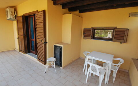 Costa Rei 150: Mobilia, Proprietà, Costruzione, Legna, Sedia, Tavolo, Interior Design, Architettura, Pavimentazione, Pavimento