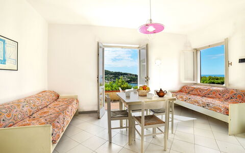 Alloggio:&nbsp;Punta Morcone 850.1