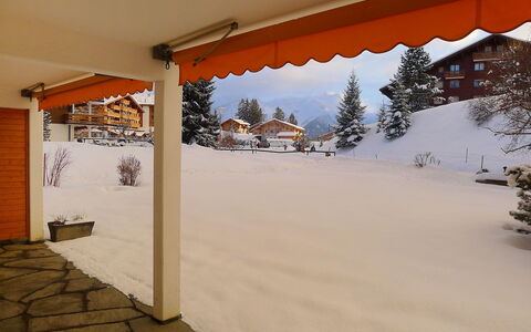 Villars 700: Neve, Proprietà, Inverno, Casa, Casa, Cielo, Albero, Immobiliare, Costruzione, Camera