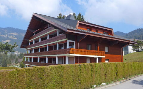 Villars 755: Pianta, Nube, Cielo, Costruzione, Finestra, Albero, Casa, Legna, Villetta, Montagna