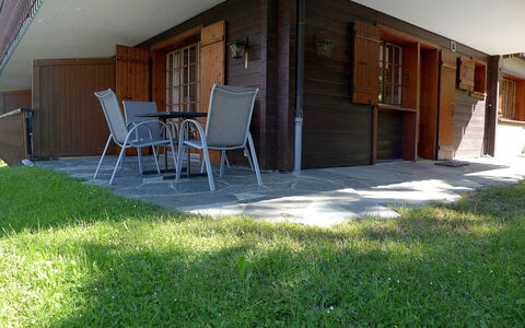 Le Brévent 4: Proprietà, Casa, Costruzione, Erba, Backyard, Camera, Casa, Immobiliare, Villetta, Cortile