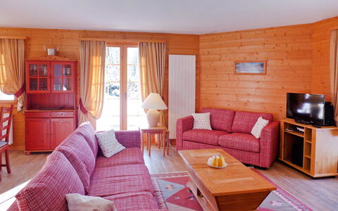 Villars 787: Mobilia, Proprietà, Cornice, Comfort, Divano, Tavolo, Cabinetry, Televisione, Costruzione, Soggiorno