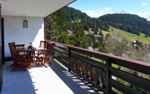 Savoie 1: Proprietà, Montagna, Casa, Immobiliare, Costruzione, Camera, Catena Montuosa, Albero, Casa, Hill Station