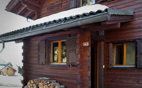 L'Alpage: Costruzione, Finestra, Proprietà, Legna, Casa, Villetta, Porta, Raccordo, Proprietà Del Materiale
