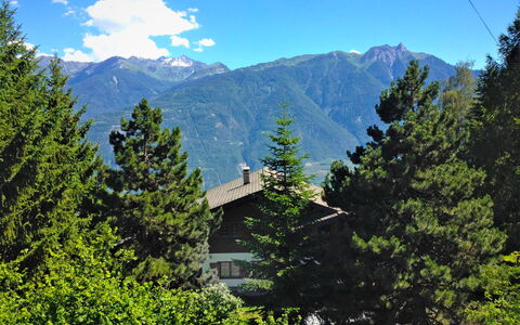L'Alpage: Cielo, Nube, Montagna, Giorno, Ecoregione, Pianta, Natura, Paesaggio Naturale, Larice, Vegetazione
