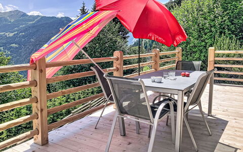 Château Lapin: Ombrello, Mobili Da Esterno, Shade, Tavolo Esterno, Balcone, Tenda, Sedia, Deck, Pianta Della Casa, Struttura Esterna