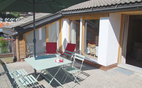 Bisse-Vieux A-4: Proprietà, Casa, Costruzione, Immobiliare, Casa, Camera, Terrazza, Villa, Tetto, Shade