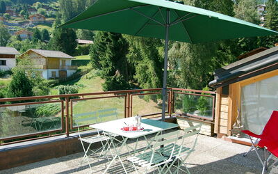 Nendaz 200: Ombrello, Terrazza, Proprietà, Shade, Tavolo, Mobilia, Backyard, Cortile, Costruzione, Casa
