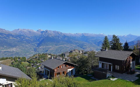 Hildegarde: Geografia Montane, Montagna, Catena Montuosa, Paesino Di Montagna, Hill Station, Alpi, Proprietà, Cielo, Paesaggio Naturale, Casa