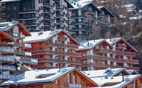 Nendaz 660: Costruzione, Neve, Finestra, Proprietà, Casa, Congelamento, Quartiere, Urban Design, Mondo, Legna