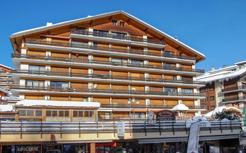 Nendaz 800: Appartamento, Condominio, Edificio Commerciale, Hotel, Shade, Resort Citta ', Ricorrere, Tenda, Balcone