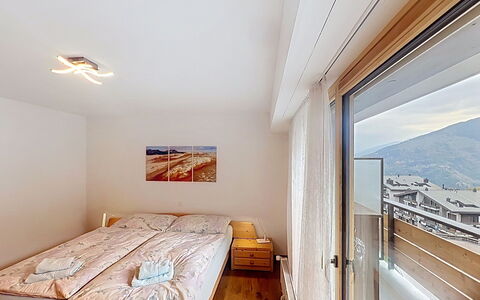 Diana E2: Legna, Interior Design, Soffitto, Camera, Pavimento, Appartamento, Pavimento In Legno, Latifoglie, Color Legno, Camera Da Letto