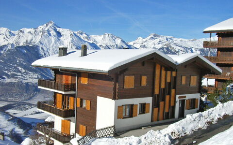 Les Bouillets: Cielo, Costruzione, Neve, Proprietà, Montagna, Finestra, Casa, Pendenza, Architettura, Albero