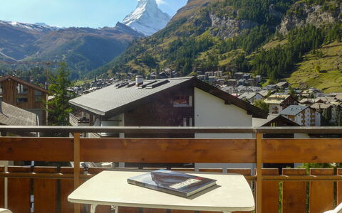 Zermatt 101: Cielo, Montagna, Proprietà, Costruzione, Legna, Albero, Casa, Geografia Montane, Paesaggio, Catena Montuosa