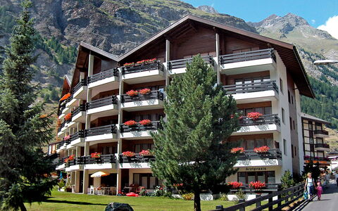 Zermatt 961: Montagna, Pianta, Costruzione, Cielo, Albero, Casa, Pendenza, Urban Design, Paesaggio Naturale, Zona Residenziale